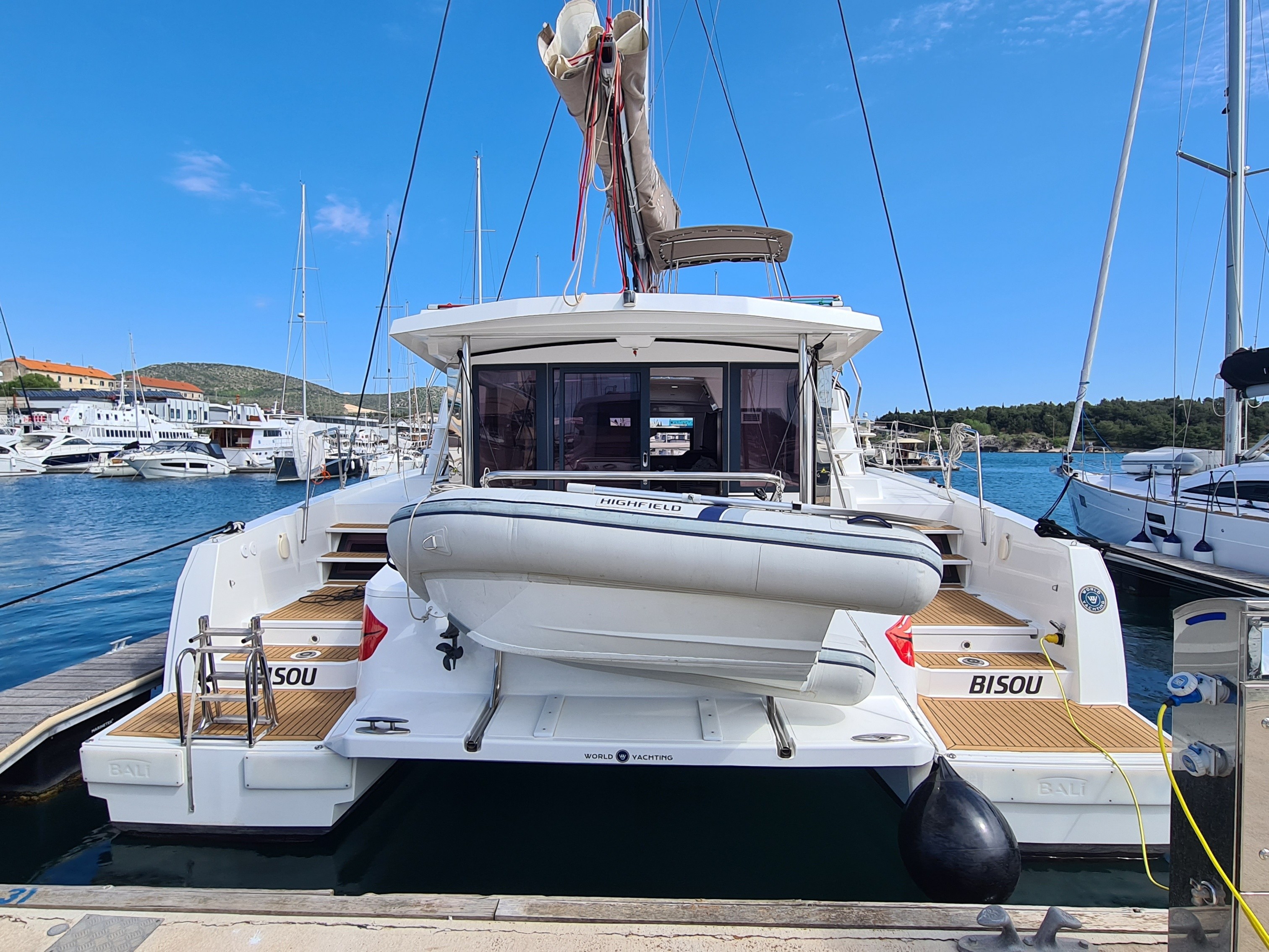 Bali 4.1 Bisou | Katamaran Charter Kroatien