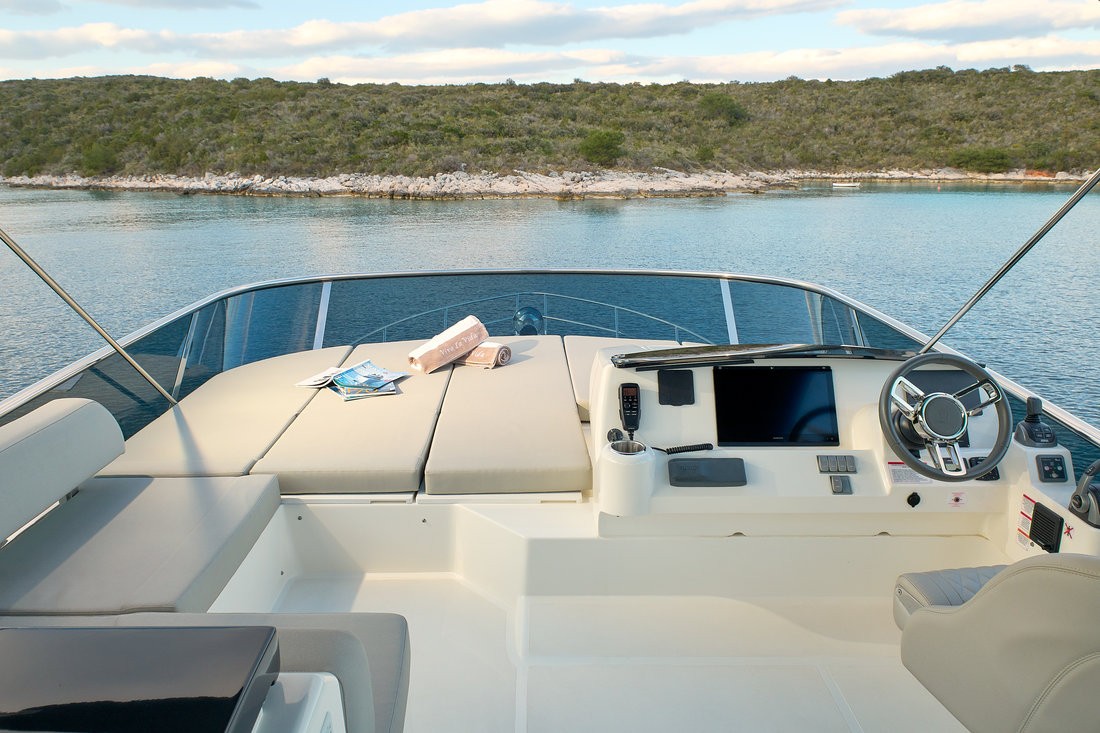 Absolute 50, Viva La Vida | Yacht Charter Croatia