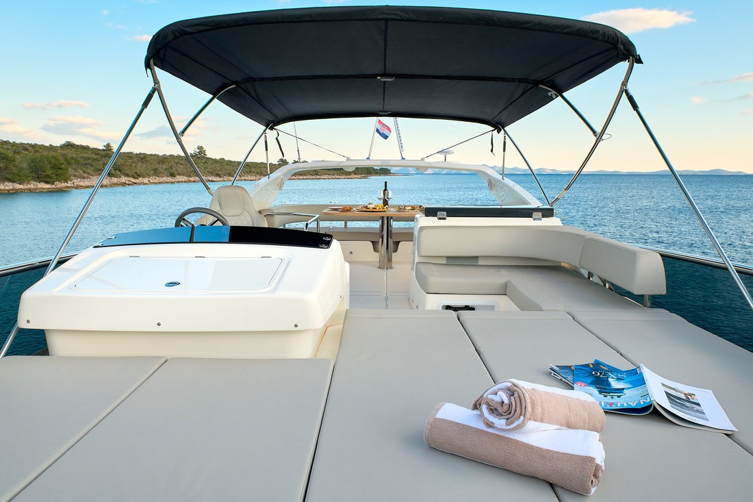 Absolute 50, Viva La Vida | Yacht Charter Croatia