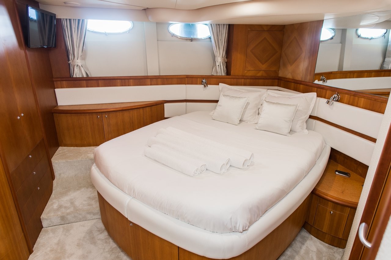 Aicon 56, Senza Parole | Yacht Charter Croatia