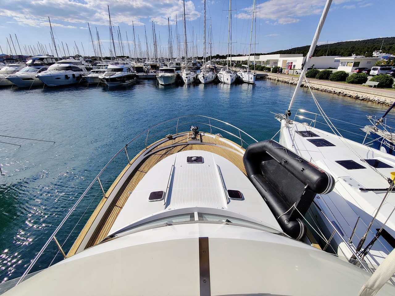 Antares 13,80, Ardea | Yacht Charter Croatia