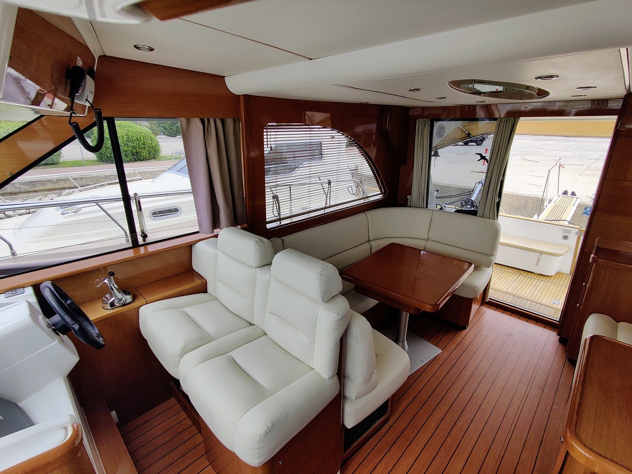 Antares 13,80, Ardea | Yacht Charter Croatia