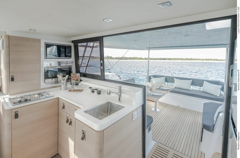 Aventura 37, Ankolina | Yacht Charter Croatia