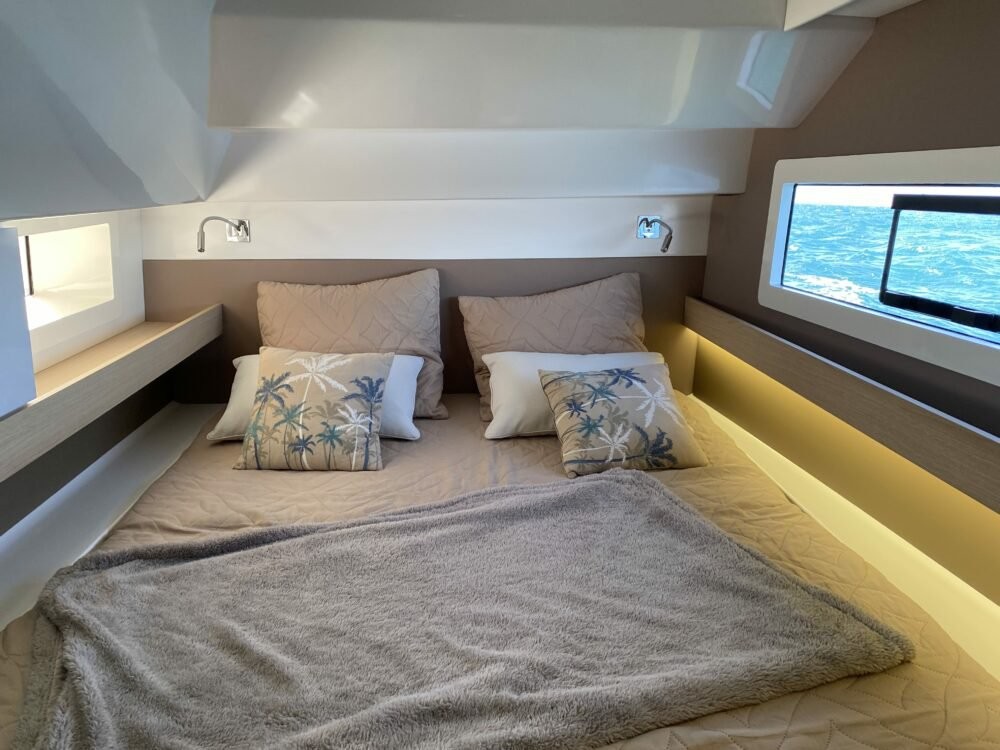 Aventura 37, Ankolina | Yacht Charter Croatia