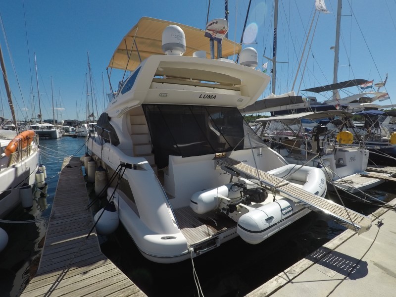 Azimut 47, Luma | Yacht Charter Croatia