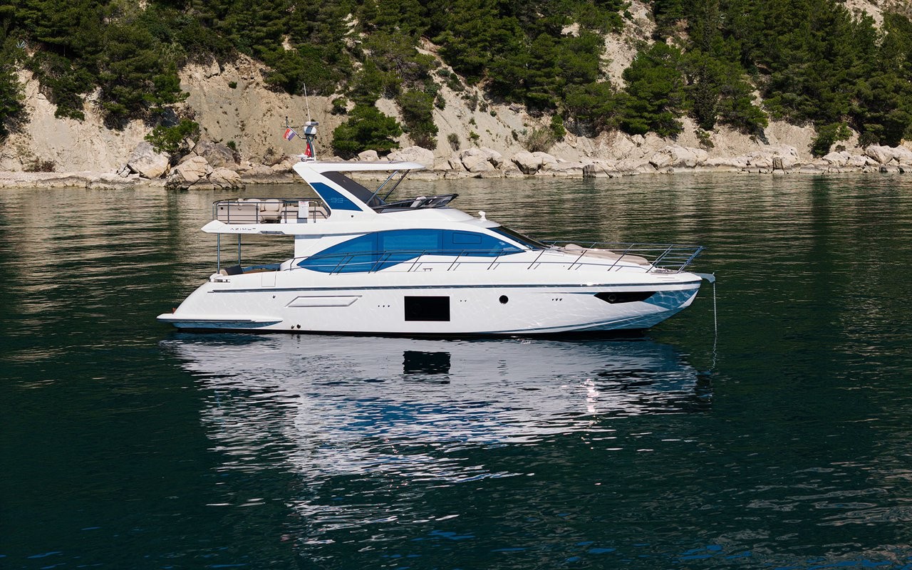 Azimut 55, Be Happy | Yacht Charter Croatia