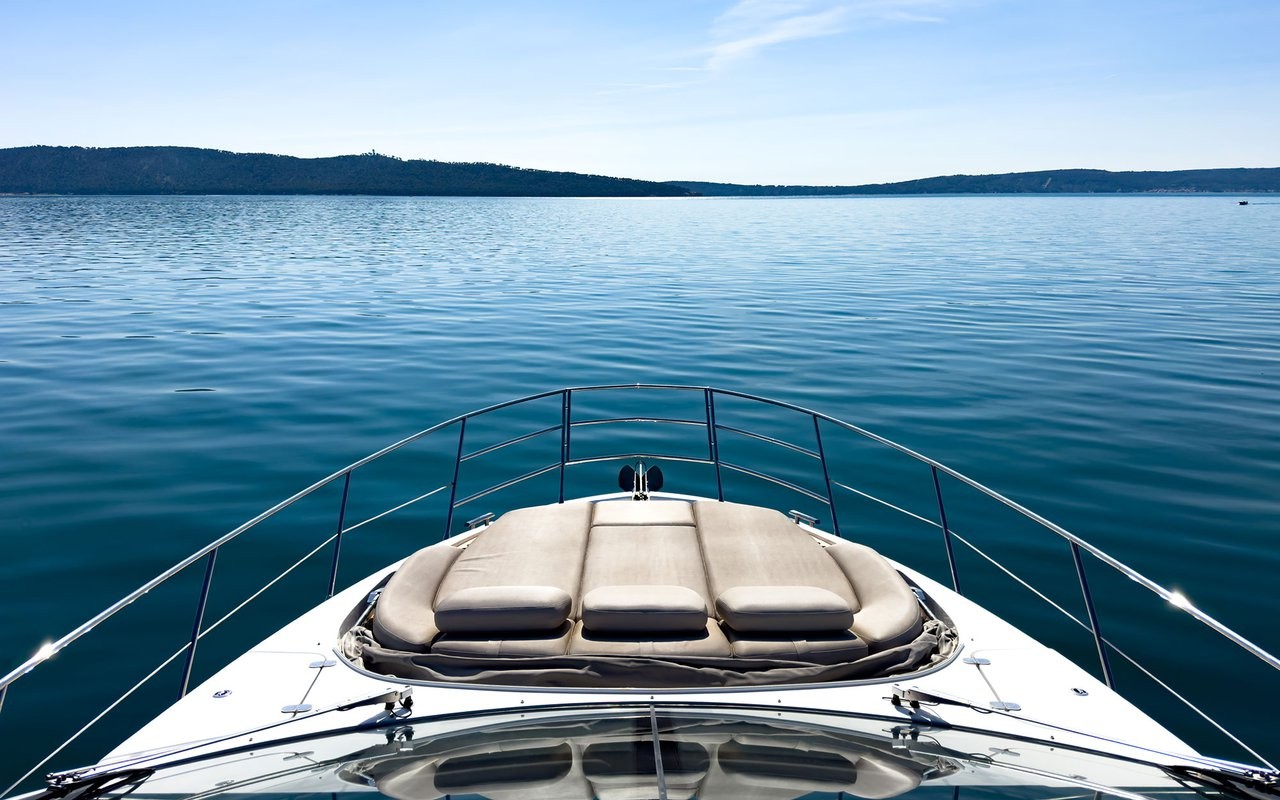 Azimut 55, Be Happy | Yacht Charter Croatia