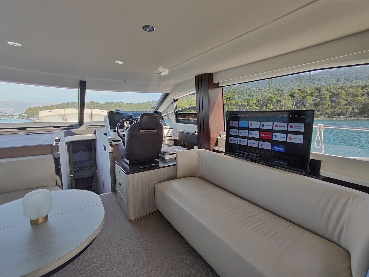 Azimut 55, Be Happy | Yacht Charter Croatia