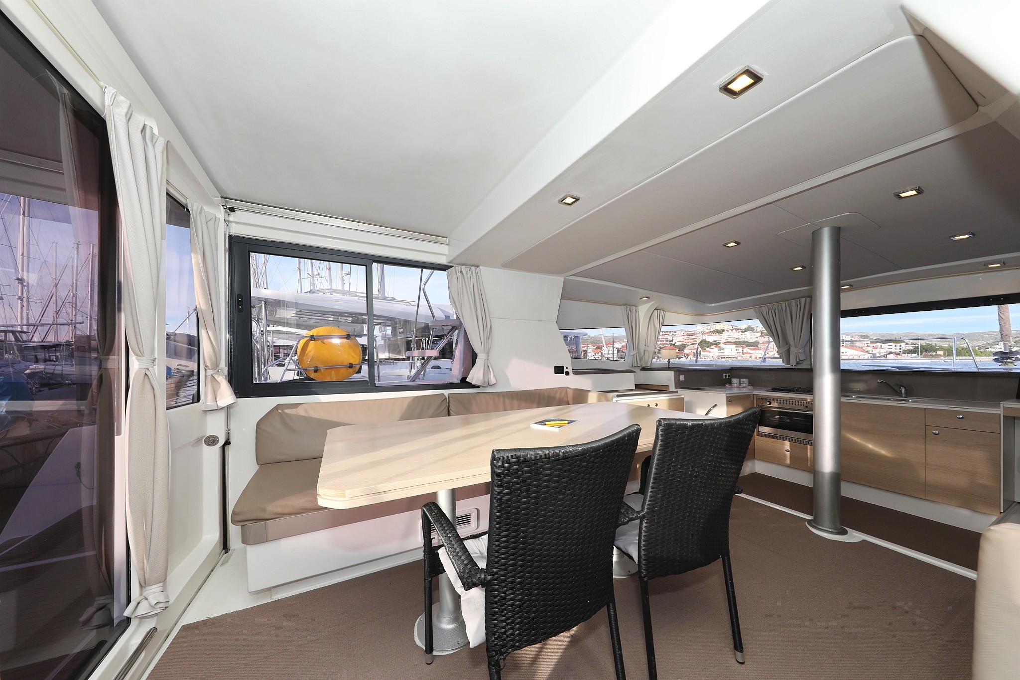 Bali 4.0, Indigo Star | Yacht Charter Croatia