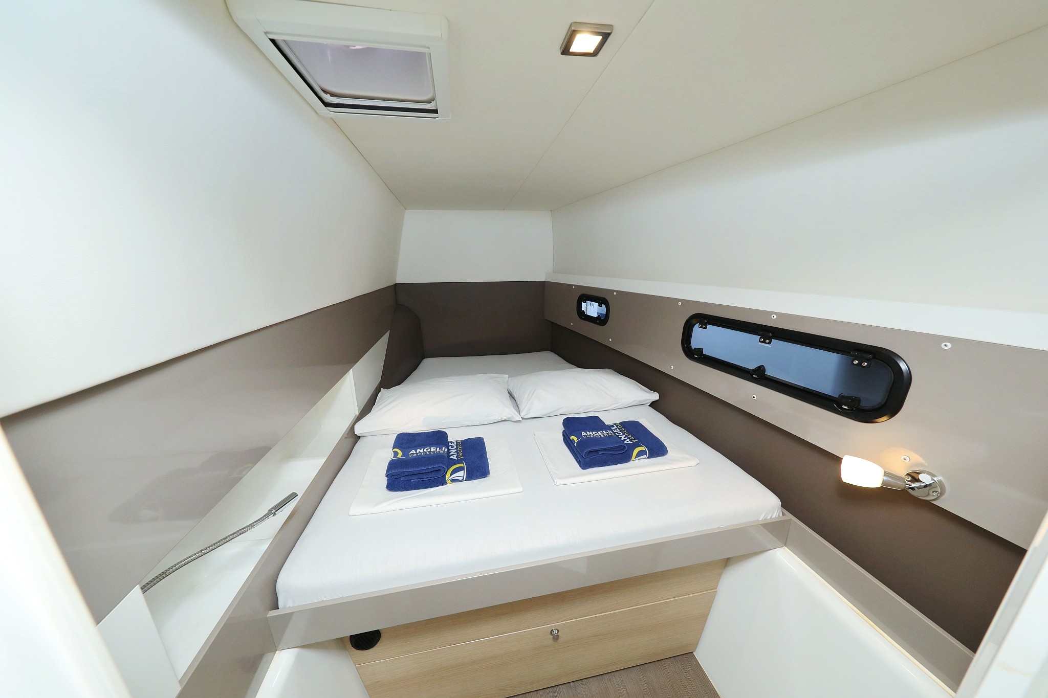 Bali 4.0, Indigo Star | Yacht Charter Croatia
