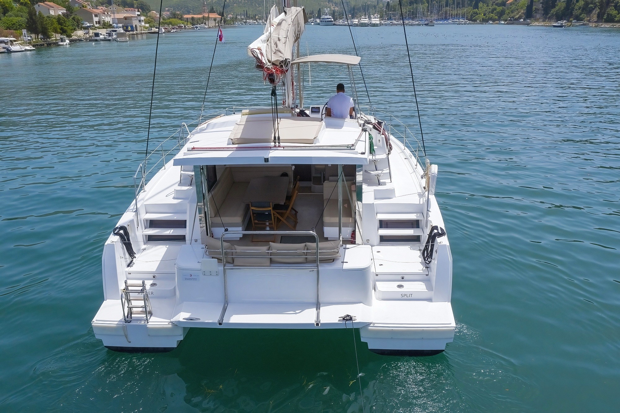 Bali 4.1, Avaler | Yacht Charter Croatia