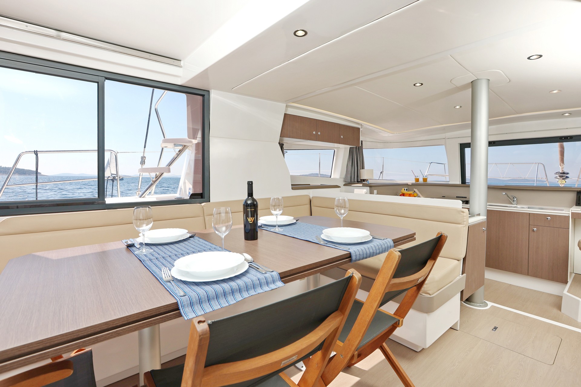 Bali 4.1, Sourire | Yacht Charter Croatia
