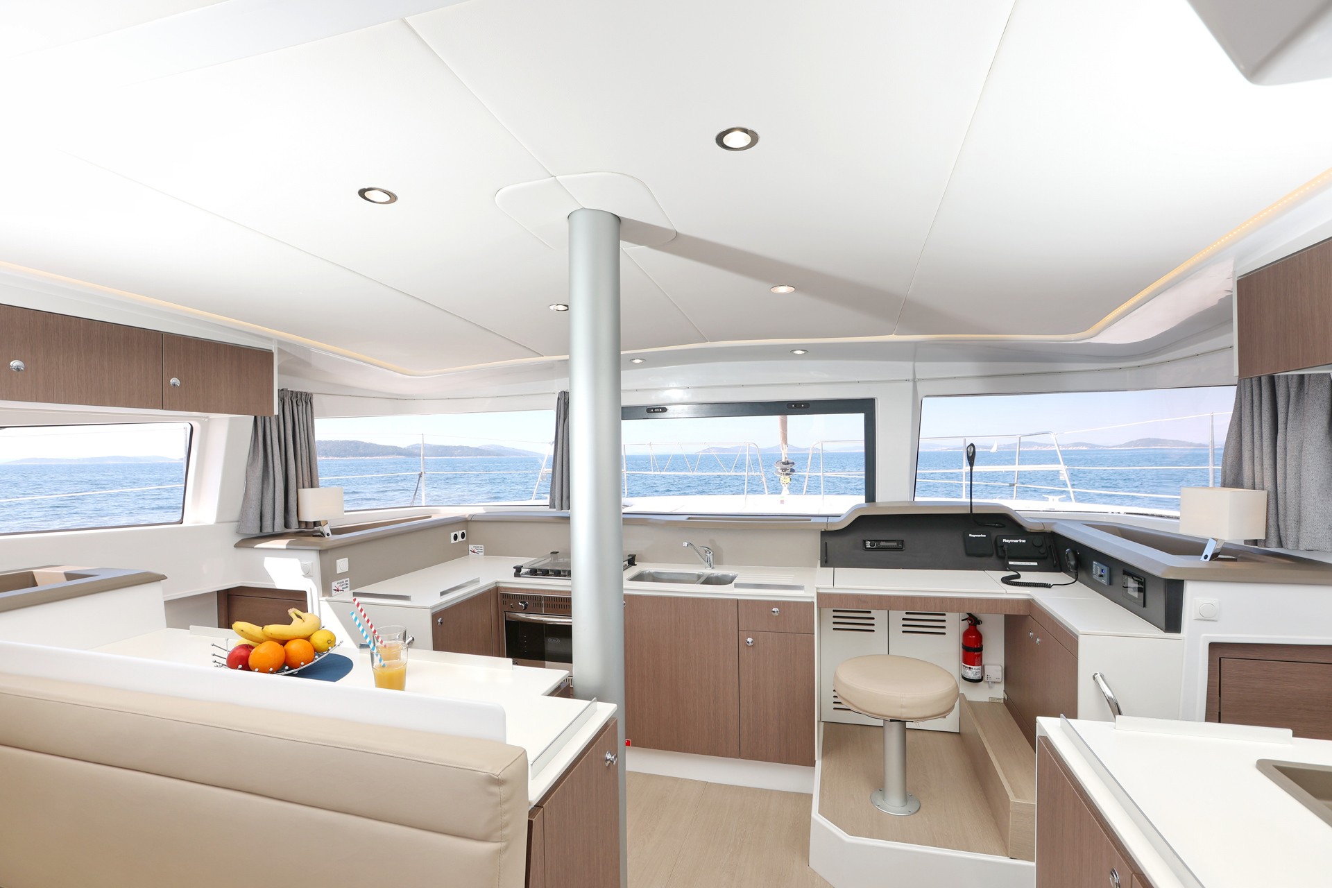 Bali 4.1, Sourire | Yacht Charter Croatia