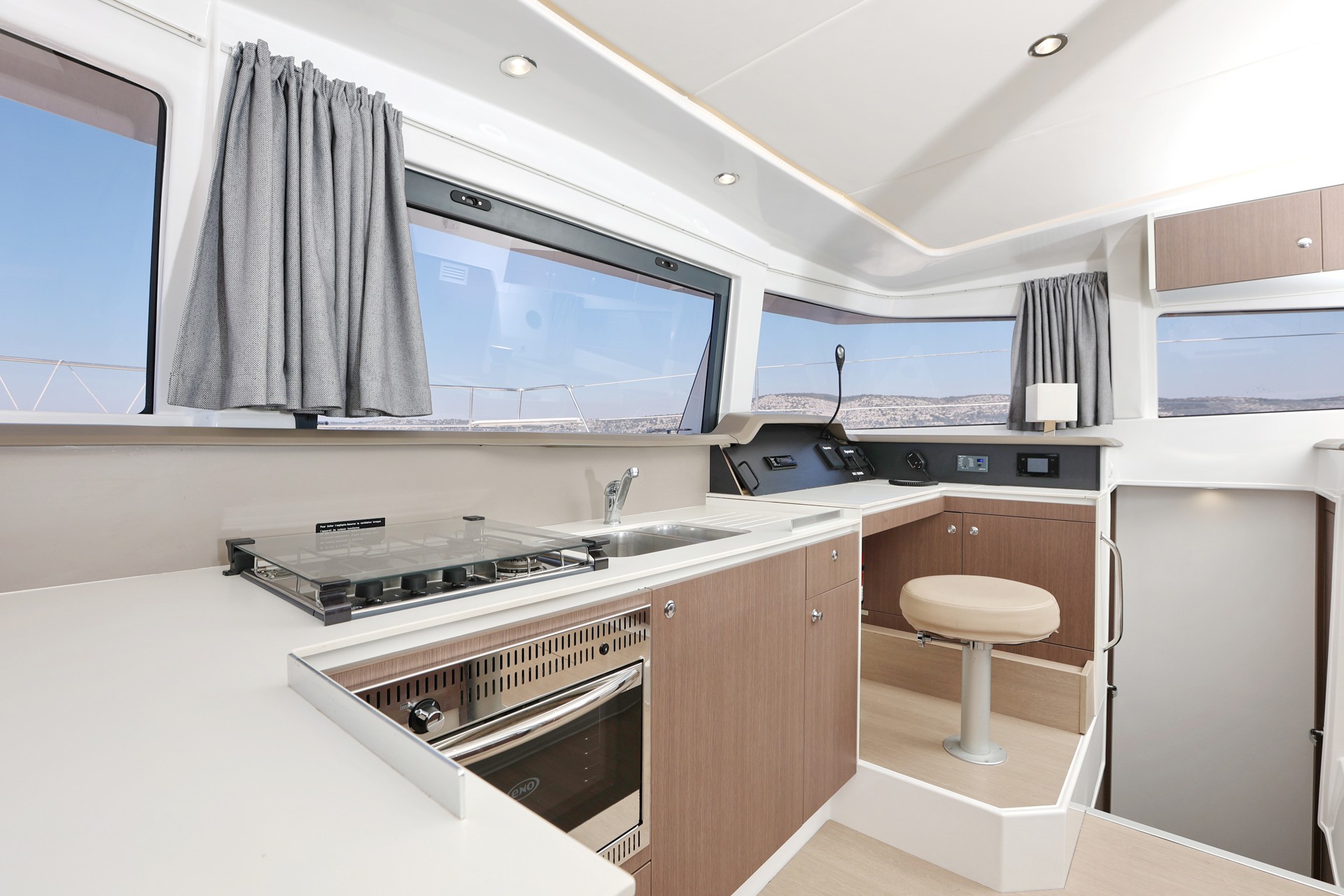 Bali 4.1, Sourire | Yacht Charter Croatia