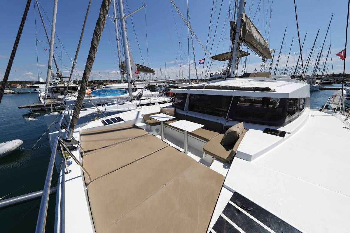 Bali 4.1, Wendy | Yacht Charter Croatia