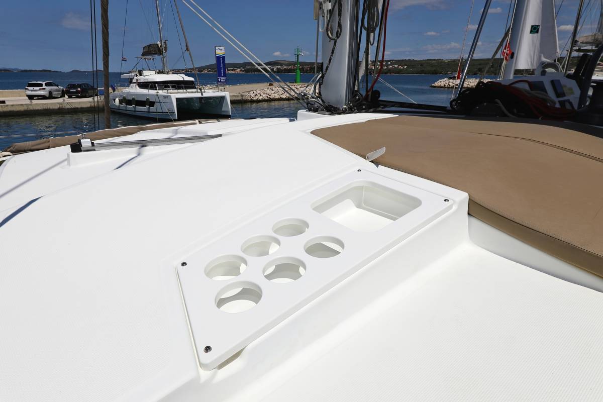 Bali 4.1, Wendy | Yacht Charter Croatia