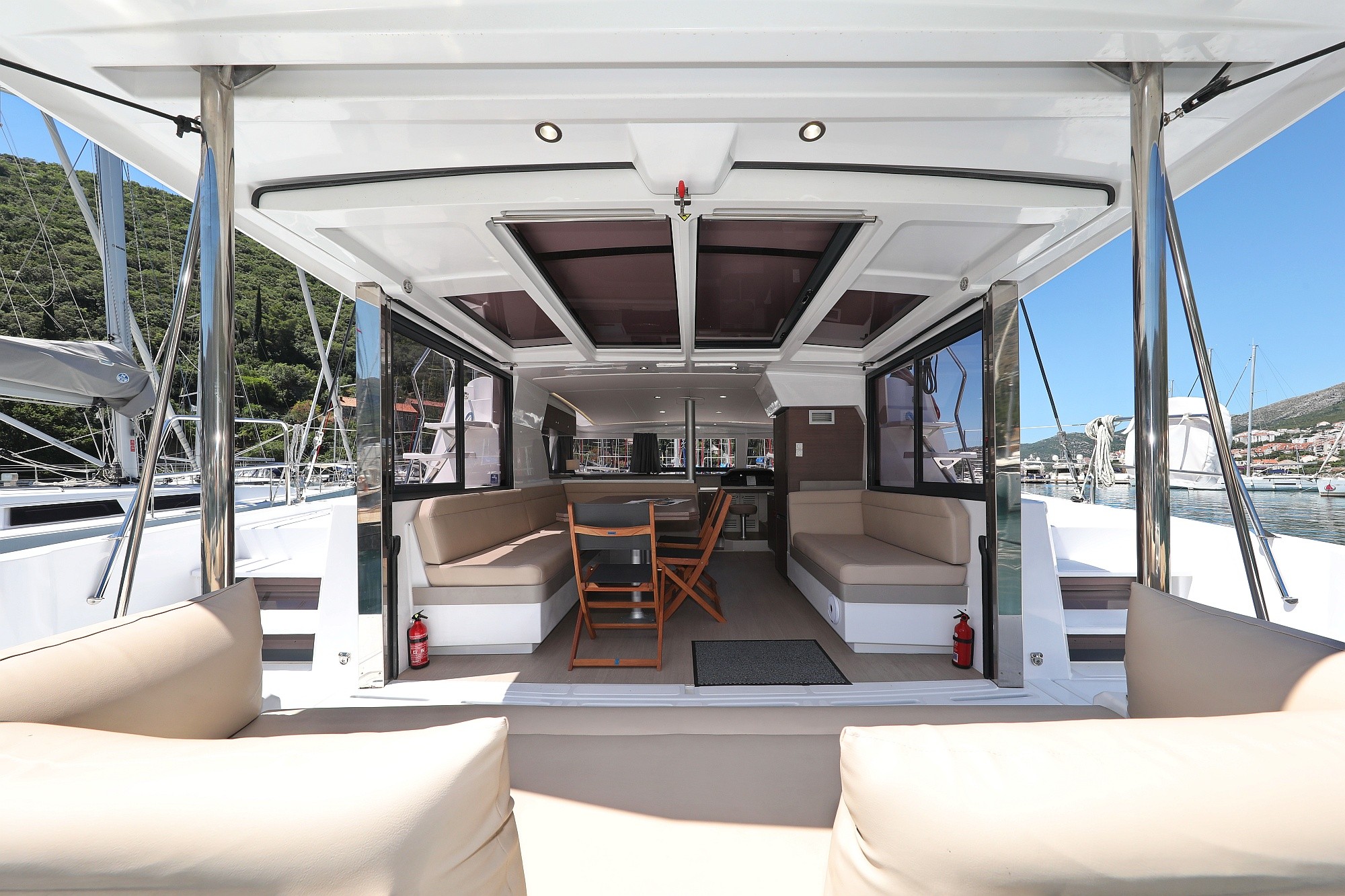 Bali 4.1, Sea Lounge | Noleggio di Yacht Croazia