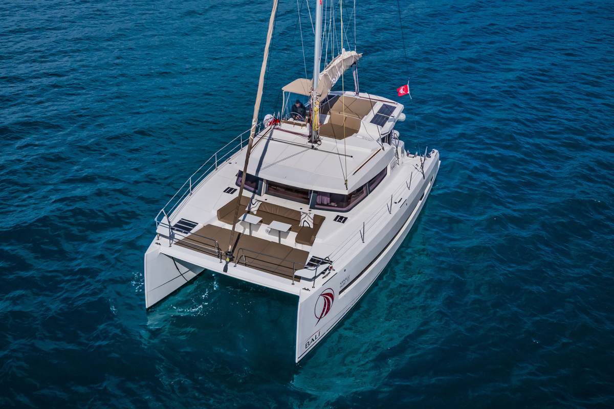 Bali 4.1, Kanalu | Yacht Charter Croatia