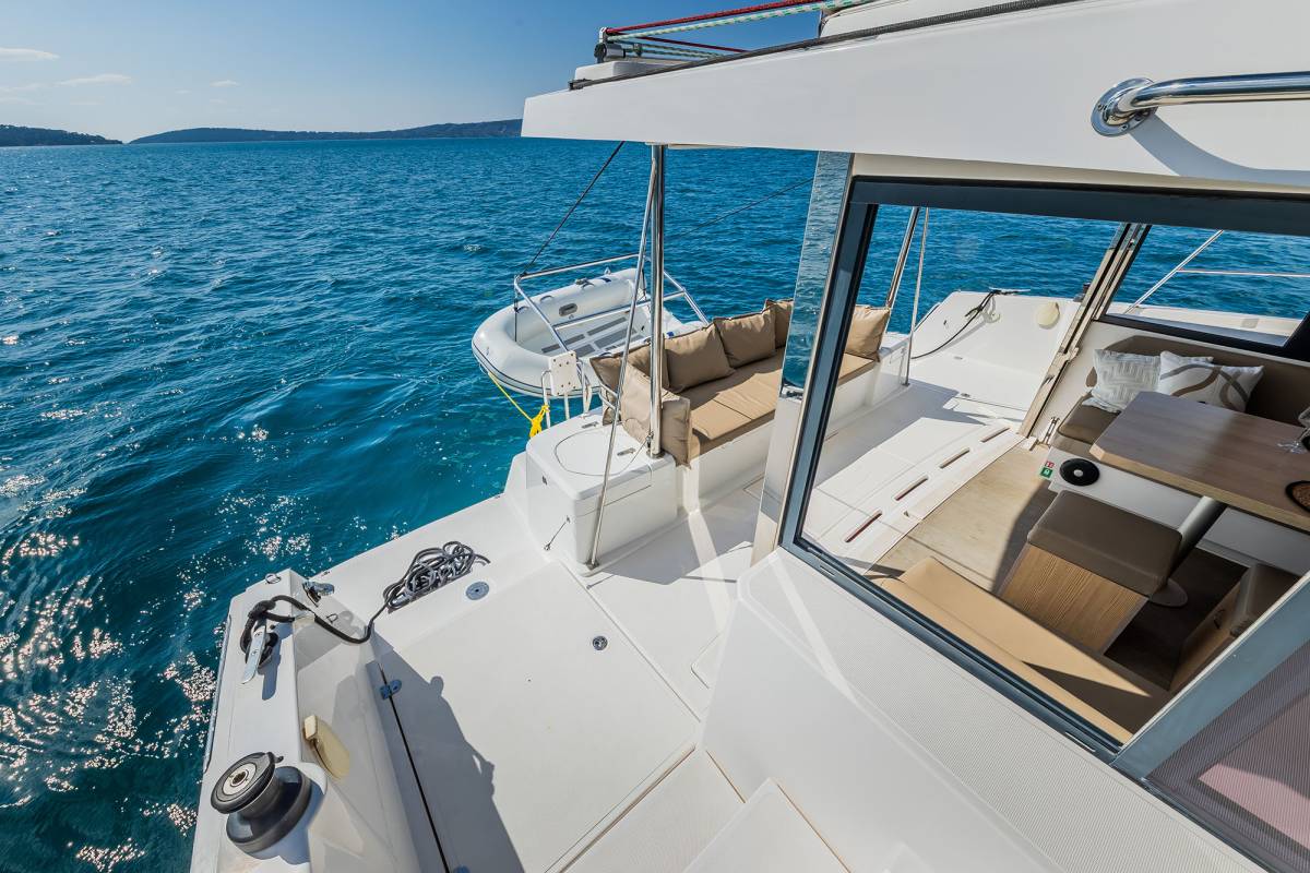 Bali 4.1, Kanalu | Yacht Charter Croatia