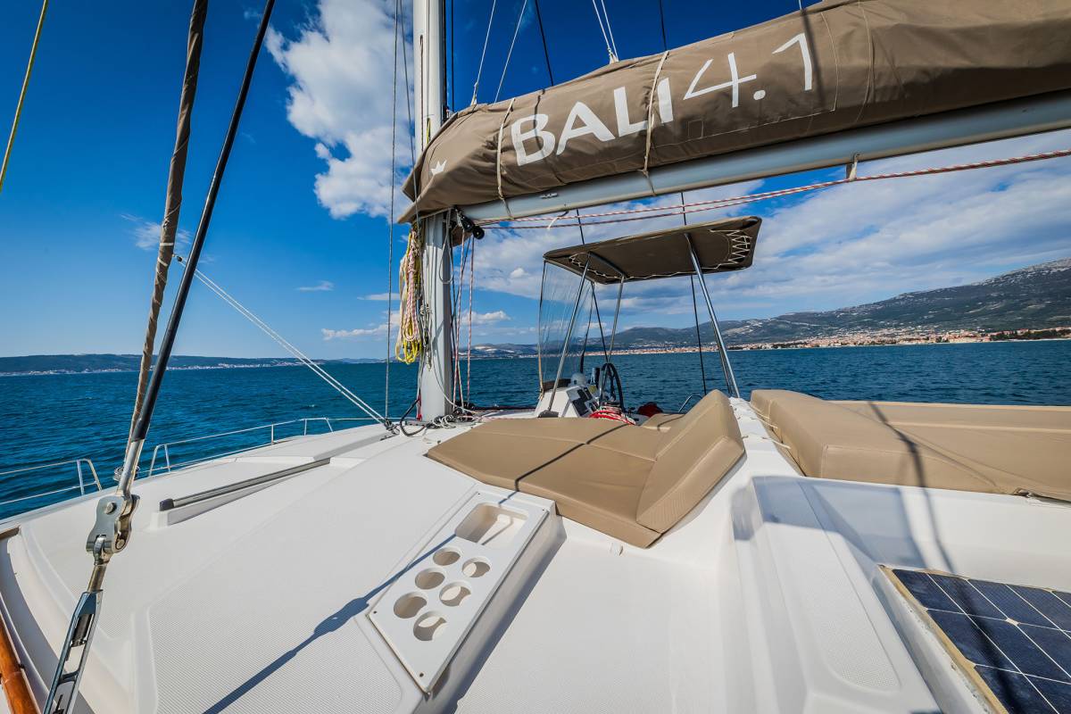 Bali 4.1, Kanalu | Yacht Charter Croatia