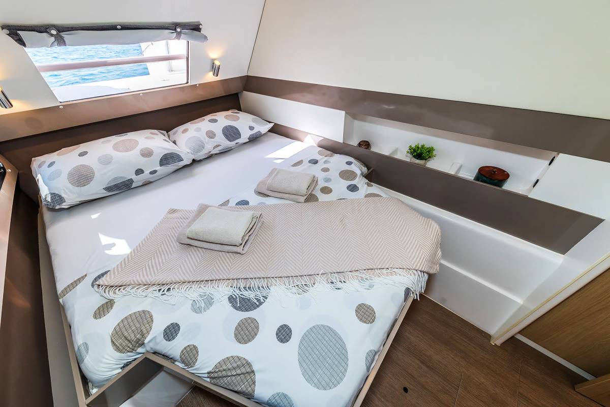 Bali 4.1, Kanalu | Yacht Charter Croatia