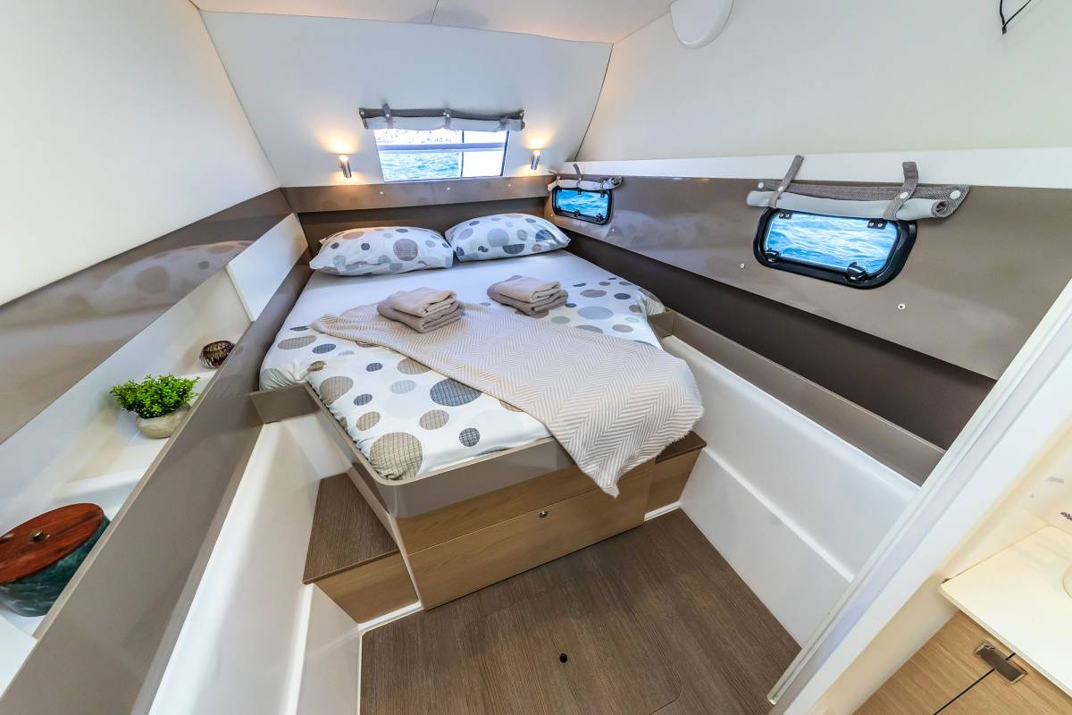 Bali 4.1, Kanalu | Yacht Charter Croatia