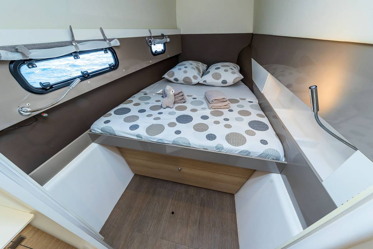 Bali 4.1, Kanalu | Yacht Charter Croatia