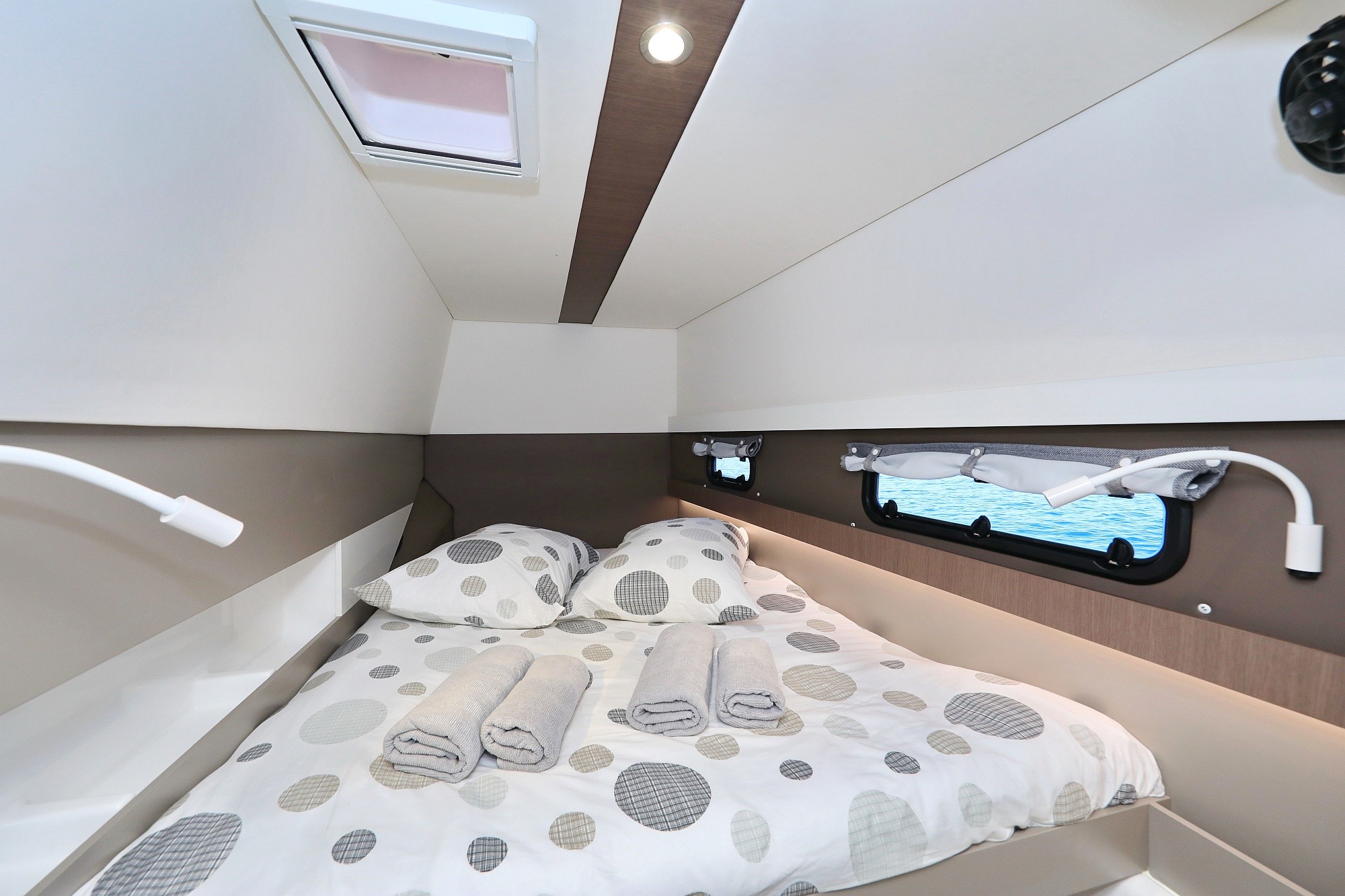 Bali 4.1, Ocean Oasis | Yacht Charter Croatia