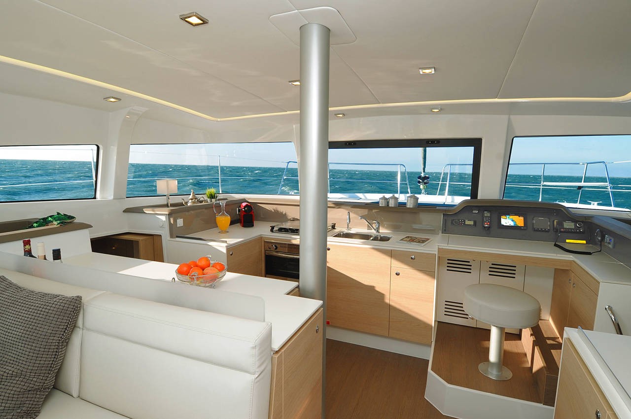 Bali 4.1, Adria Sunset | Yacht Charter Croatia