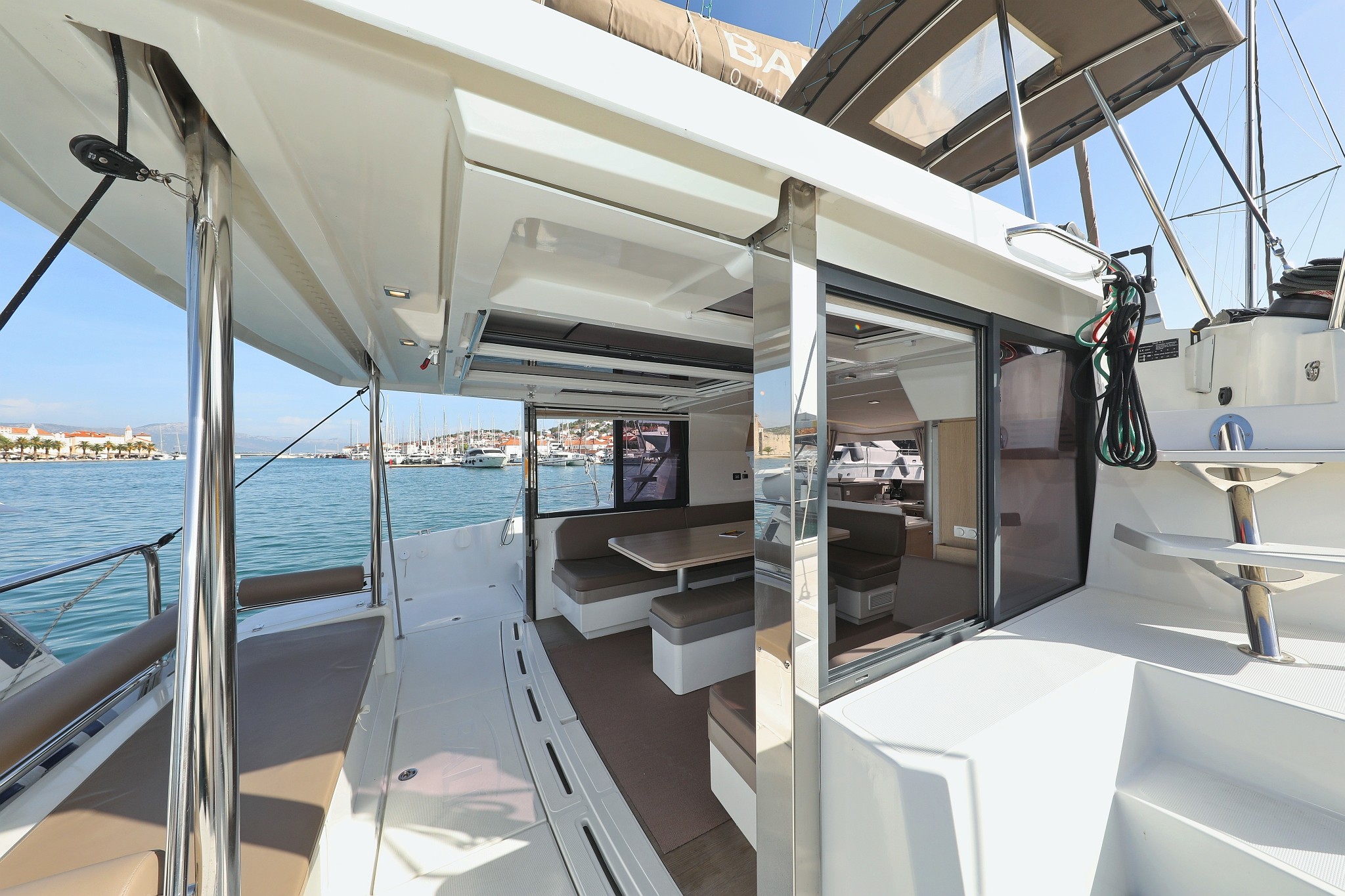 Bali 4.1, Escape I | Yacht Charter Croatia