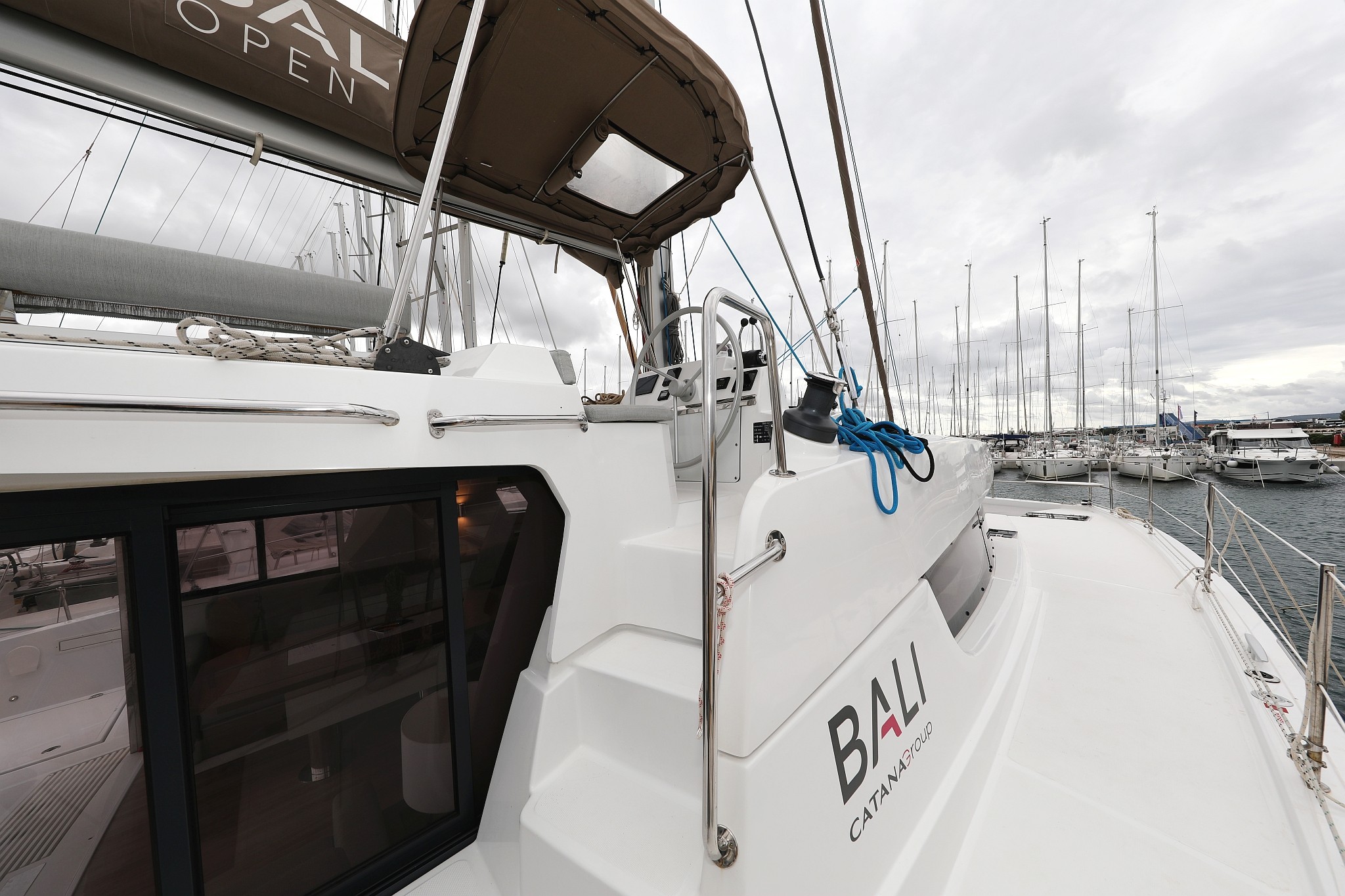 Bali 4.2 OW, Sunlight | Yachtcharter Kroatien