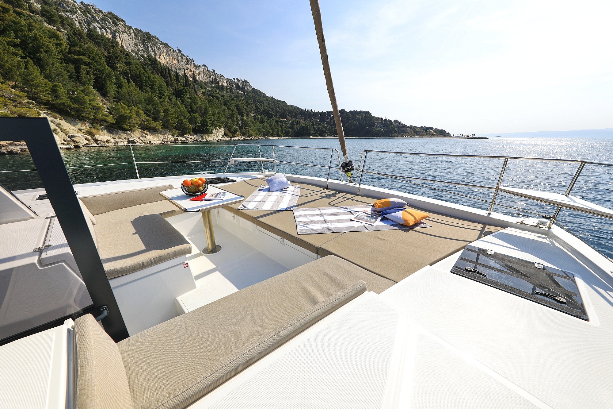 Bali 4.2, Clair de Lune | Yacht Charter Croatia