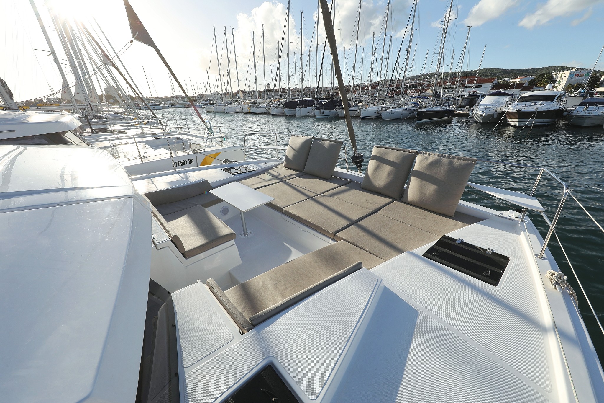 Bali 4.2, Air Space | Yacht Charter Croatia