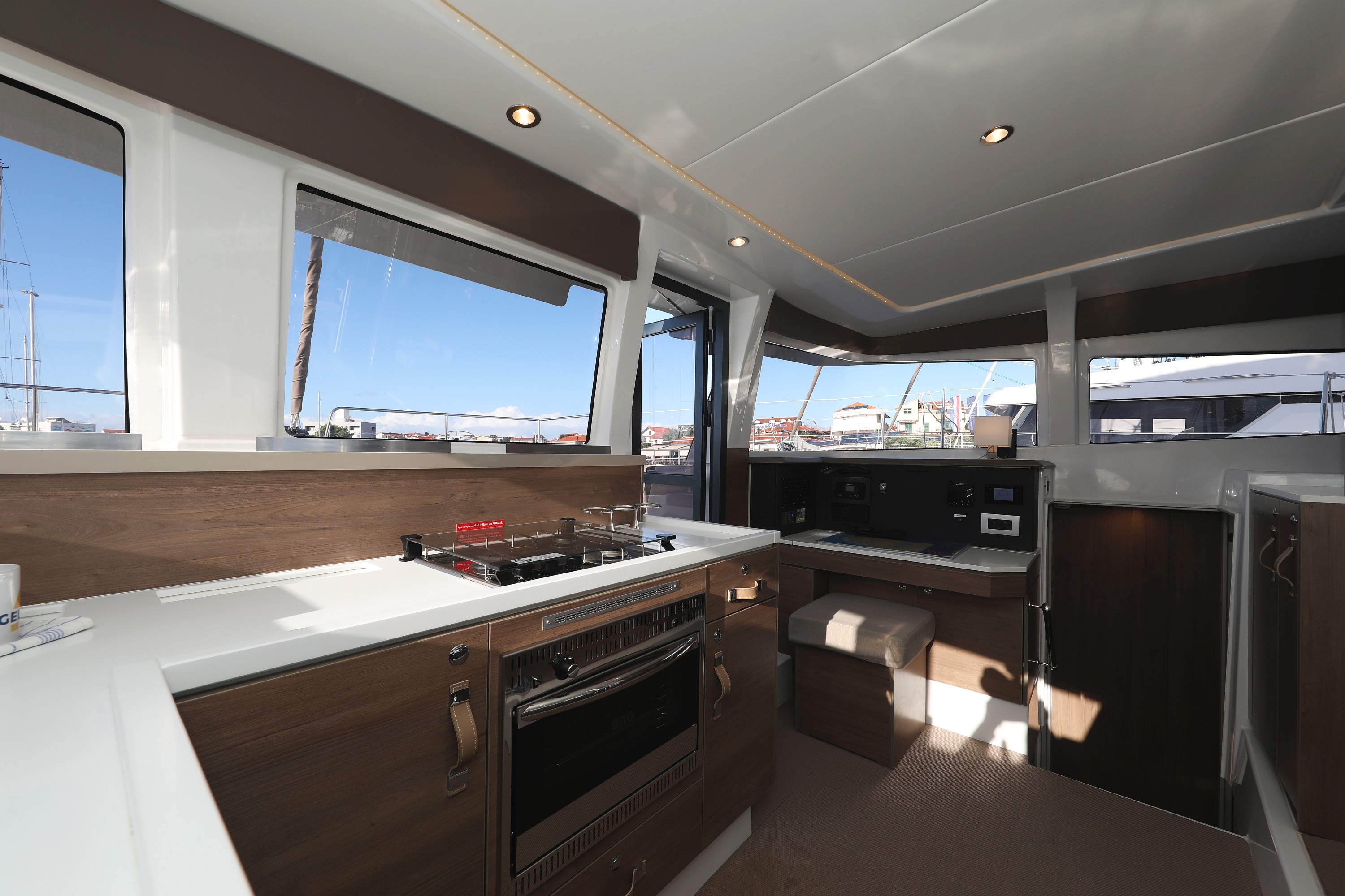 Bali 4.2, Air Space | Yacht Charter Croatia