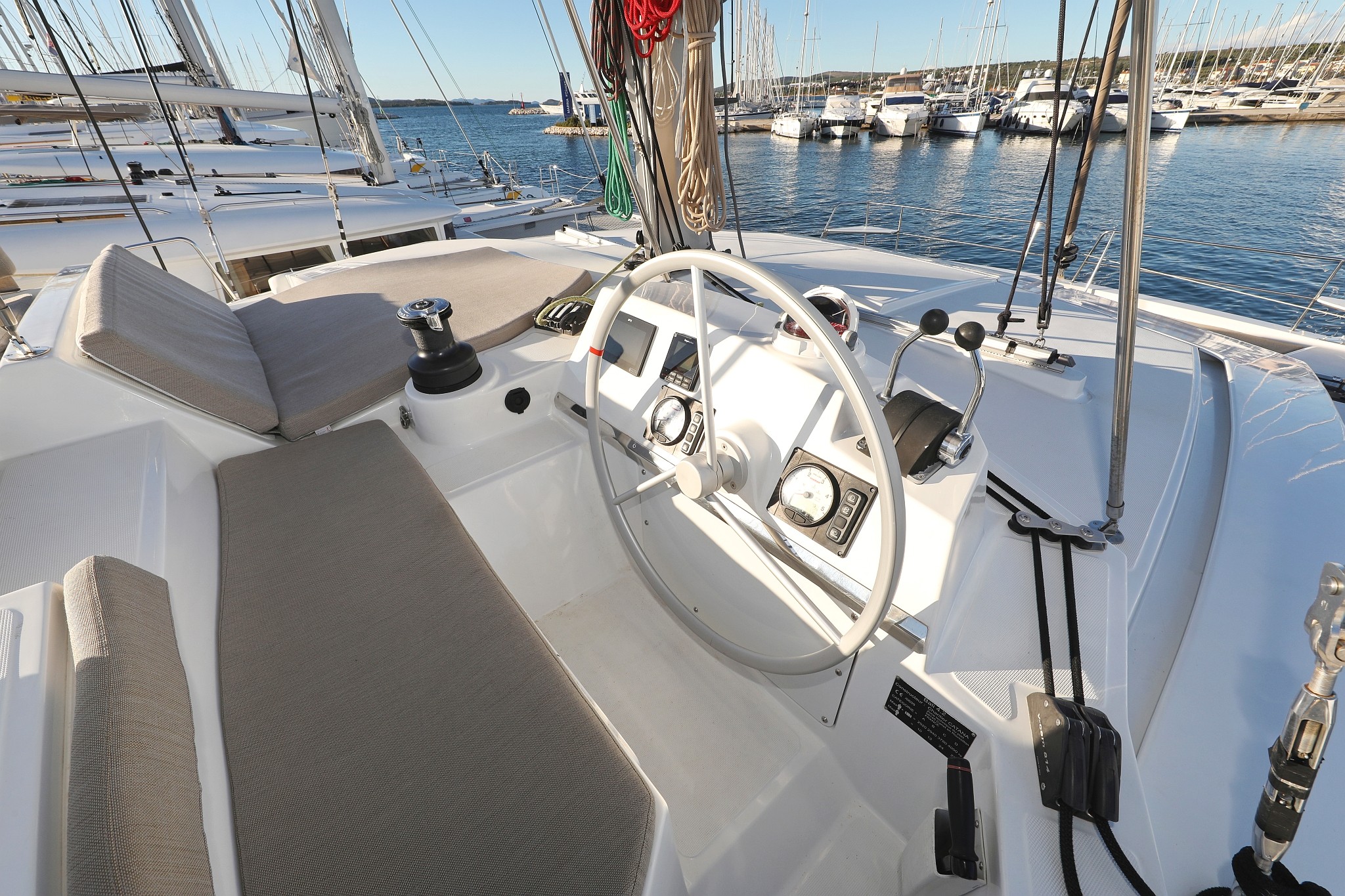 Bali 4.2, Hubble | Yacht Charter Croatia