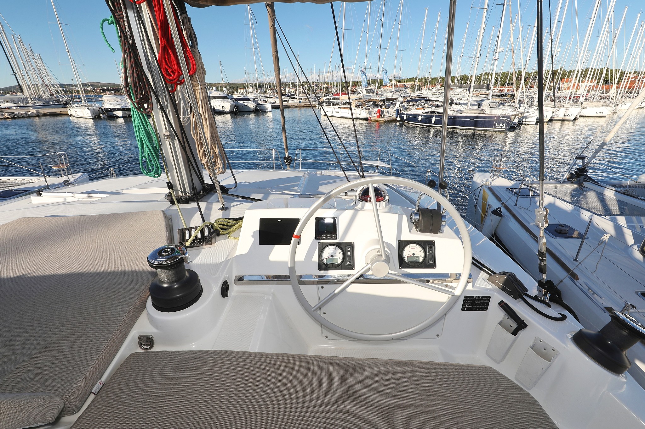 Bali 4.2, Hubble | Yacht Charter Croatia