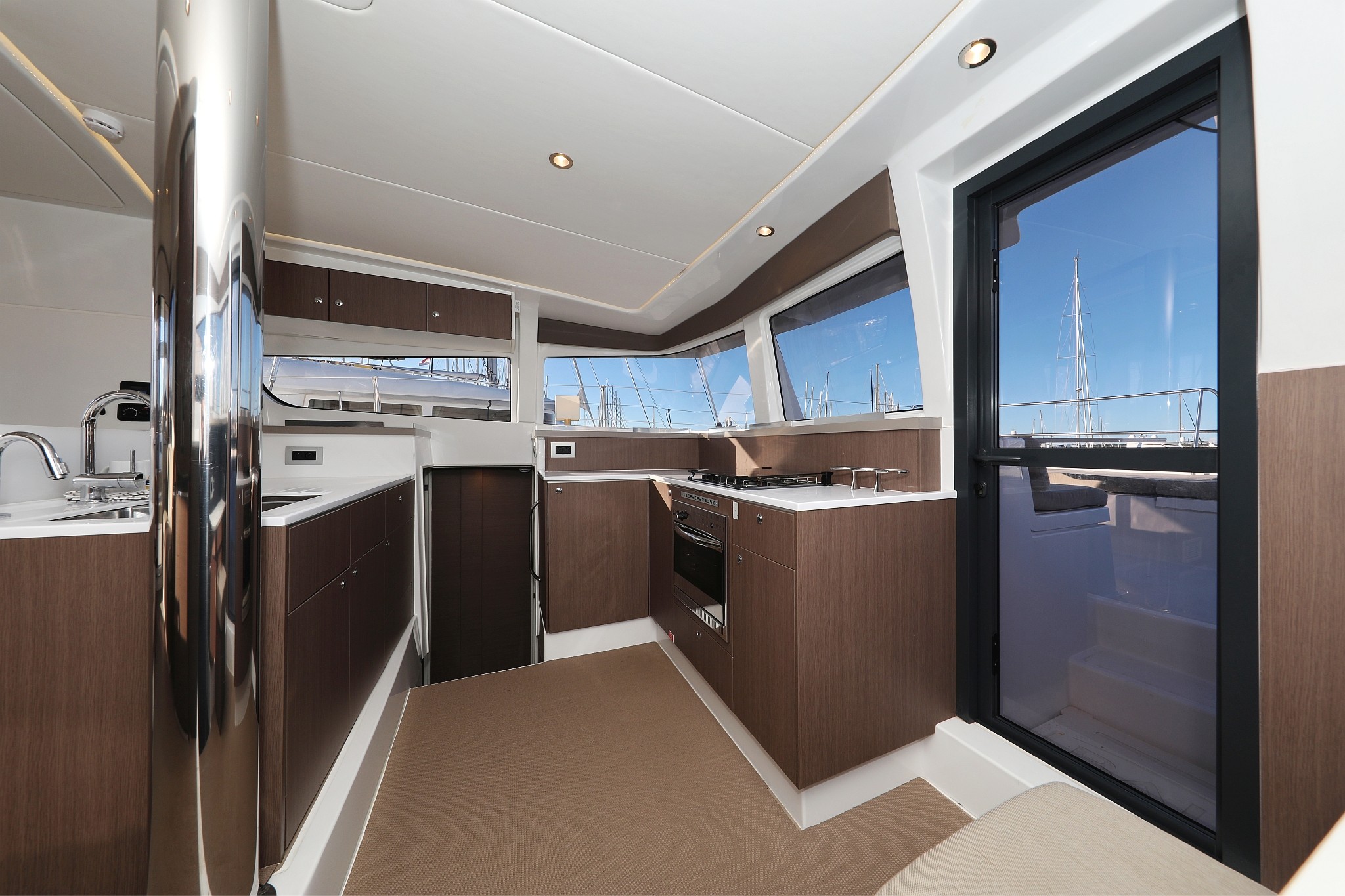 Bali 4.2, Hubble | Yacht Charter Croatia