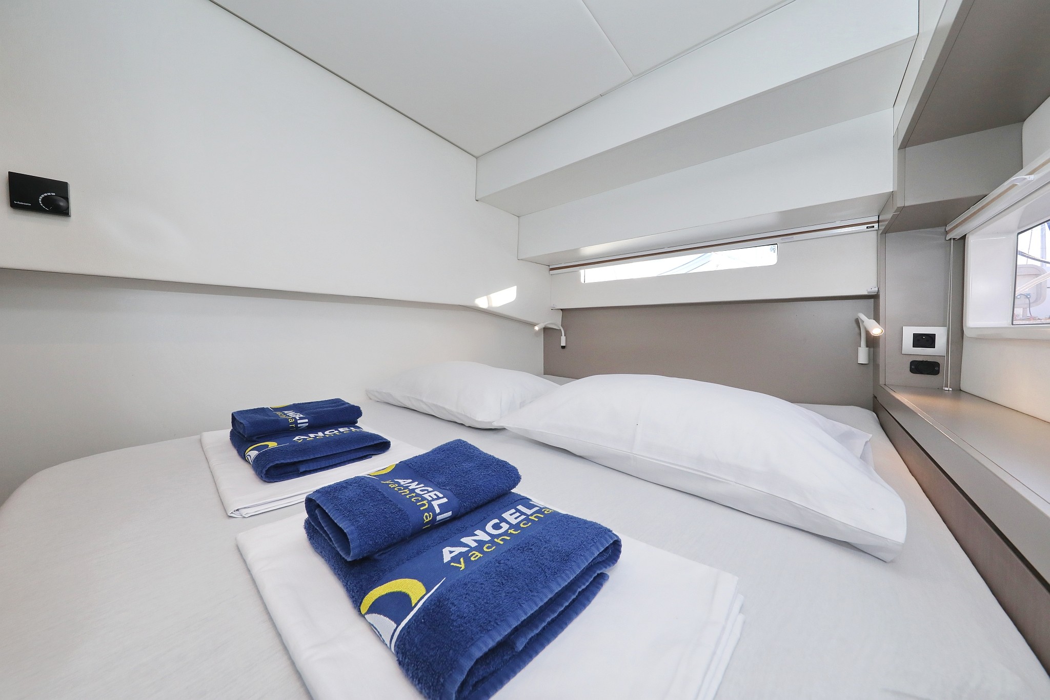Bali 4.2, Hubble | Yacht Charter Croatia