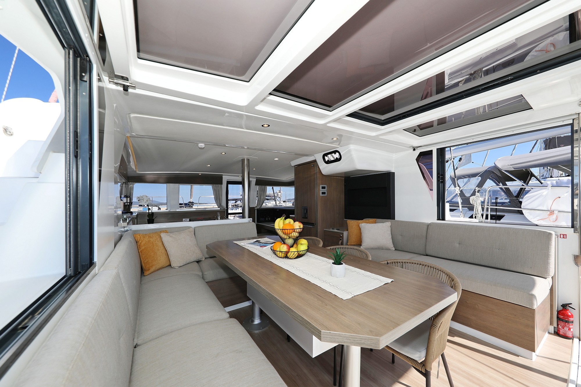 Bali 4.2, Altair | Noleggio di Yacht Croazia