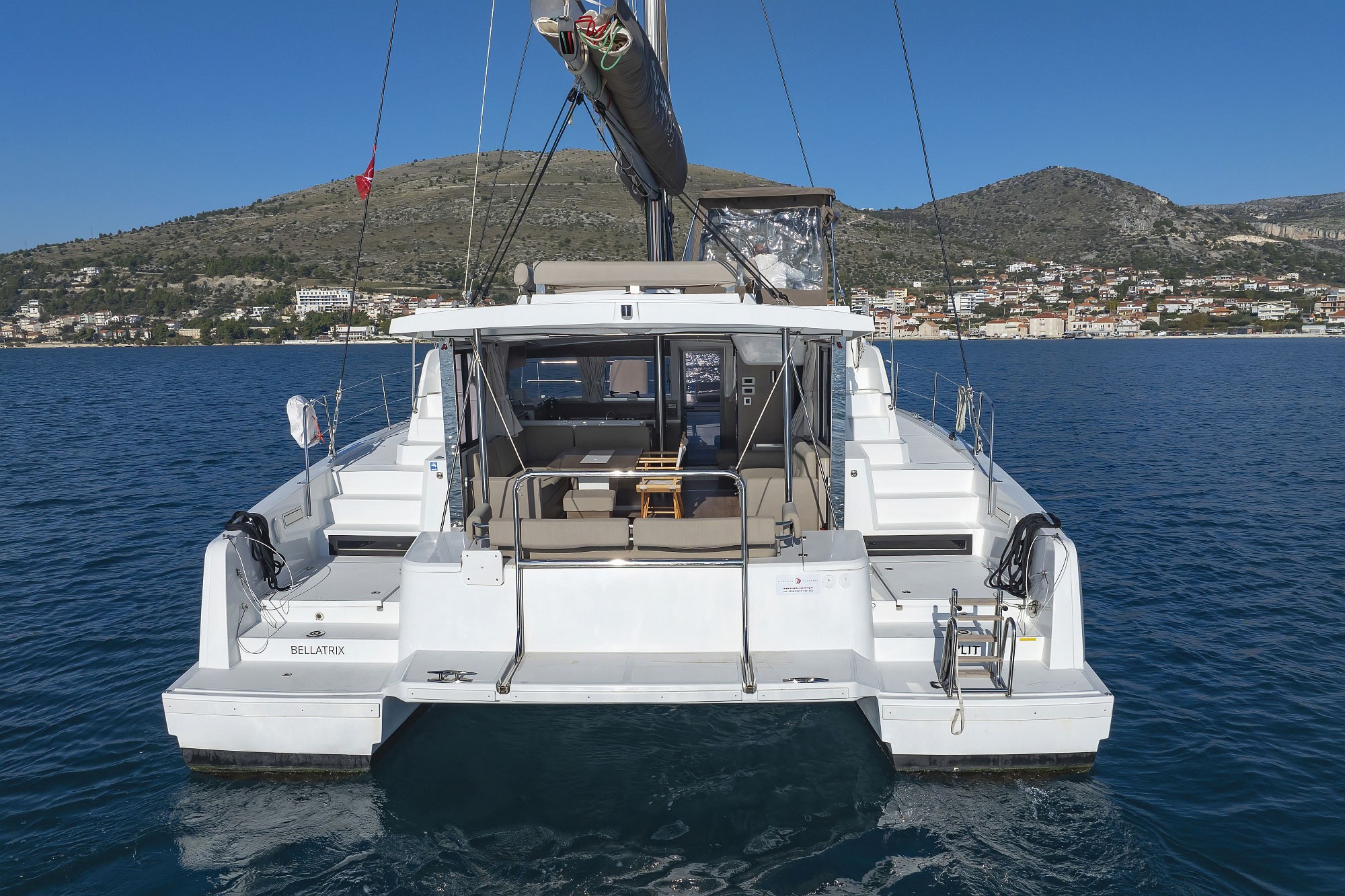Bali 4.2, Bellatrix | Yacht Charter Croatia