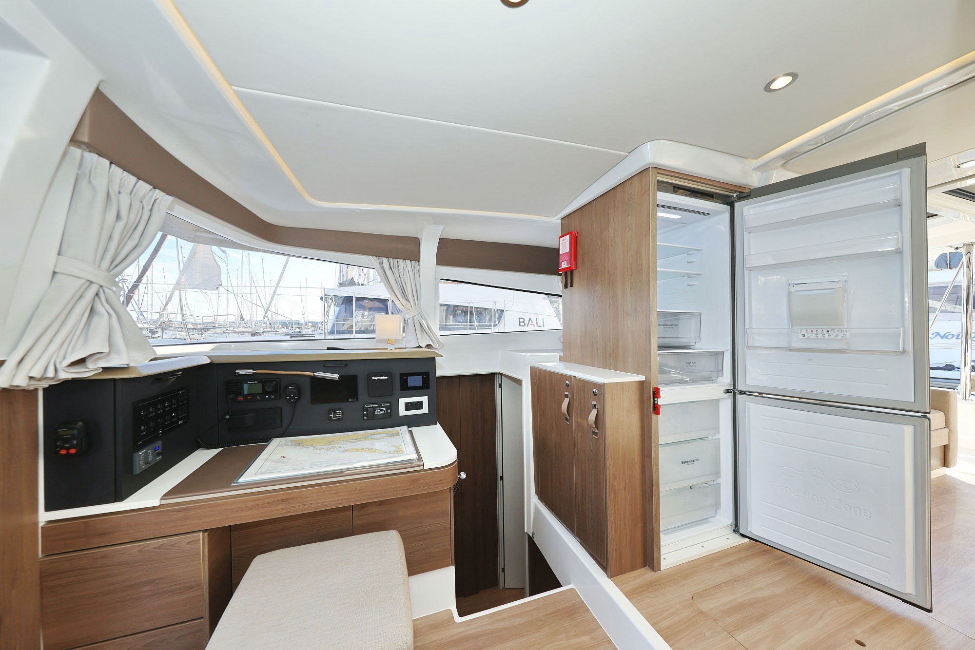 Bali 4.2, Bellatrix | Yacht Charter Croatia