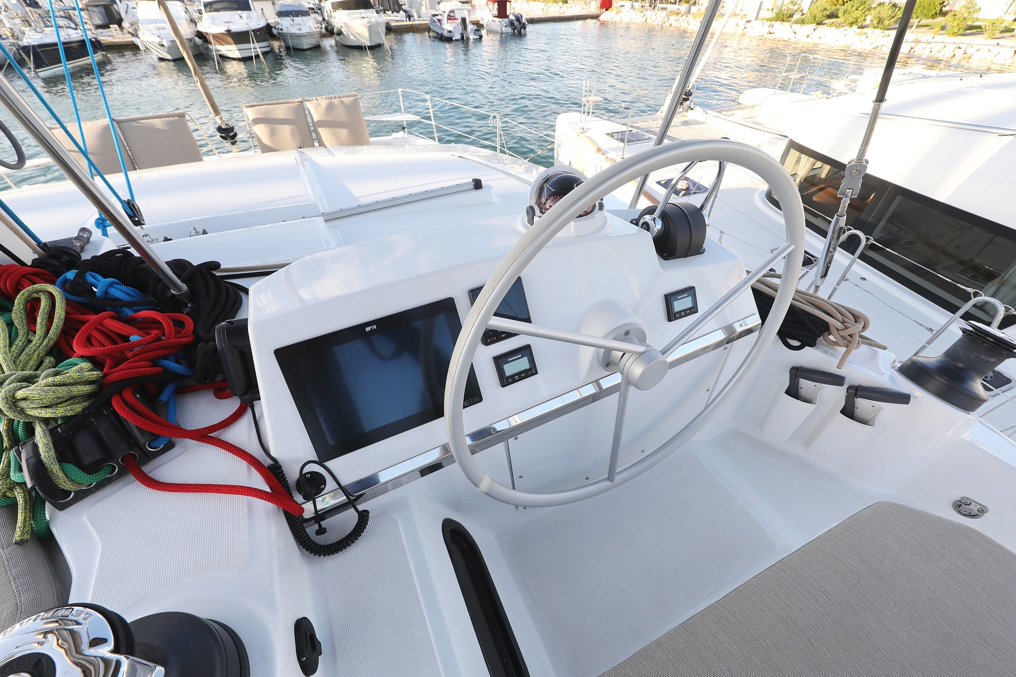Bali 4.2, Open Office | Yacht Charter Croatia