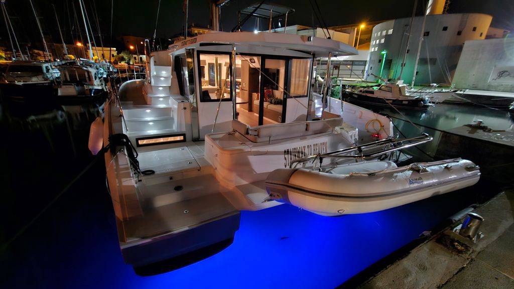 Bali 4.2, Stairway To Heaven | Yacht Charter Croatia