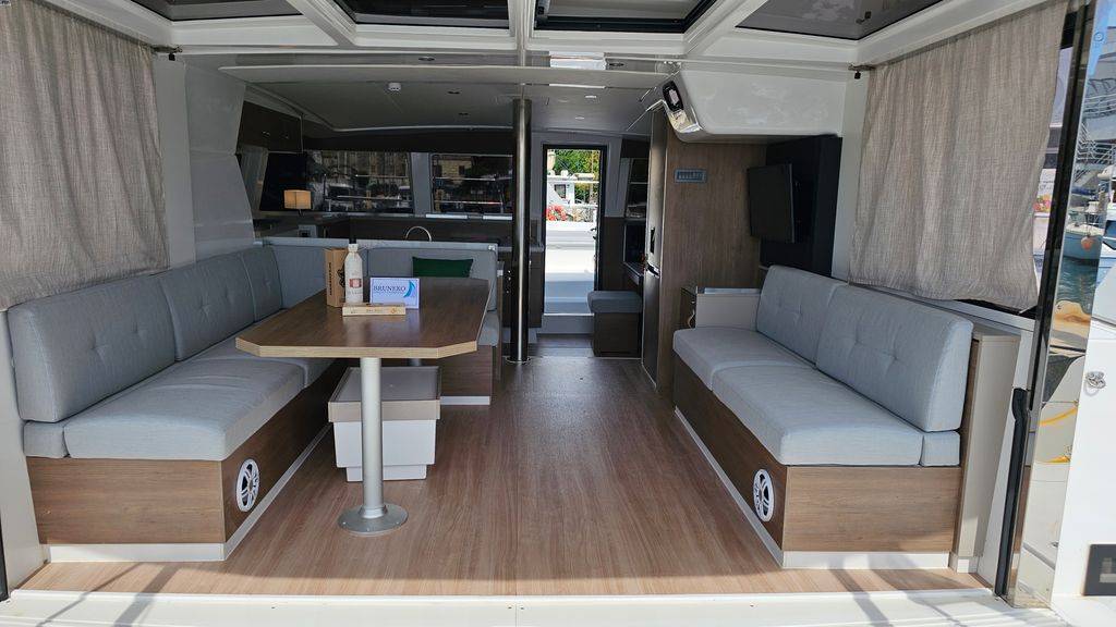 Bali 4.2, Stairway To Heaven | Yacht Charter Croatia