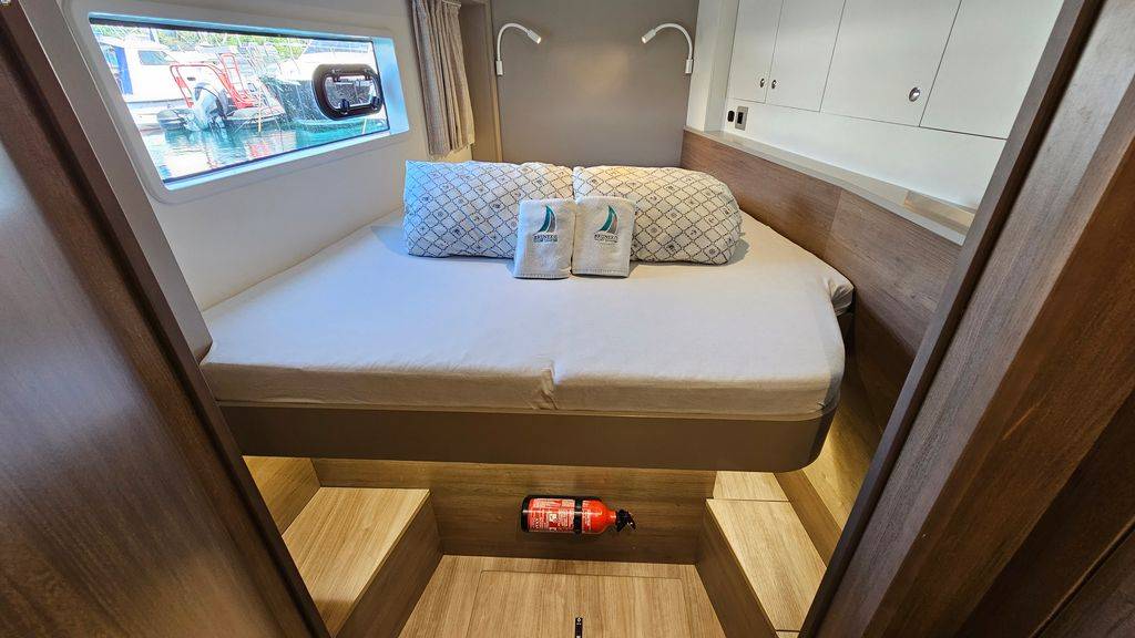 Bali 4.2, Stairway To Heaven | Yacht Charter Croatia