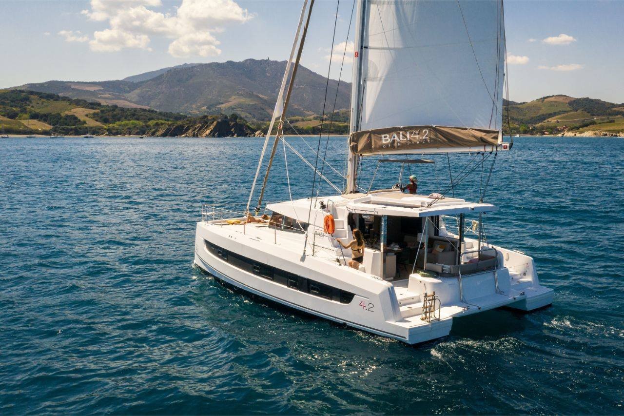 Bali 4.2, Gaming King | Yacht Charter Croatia