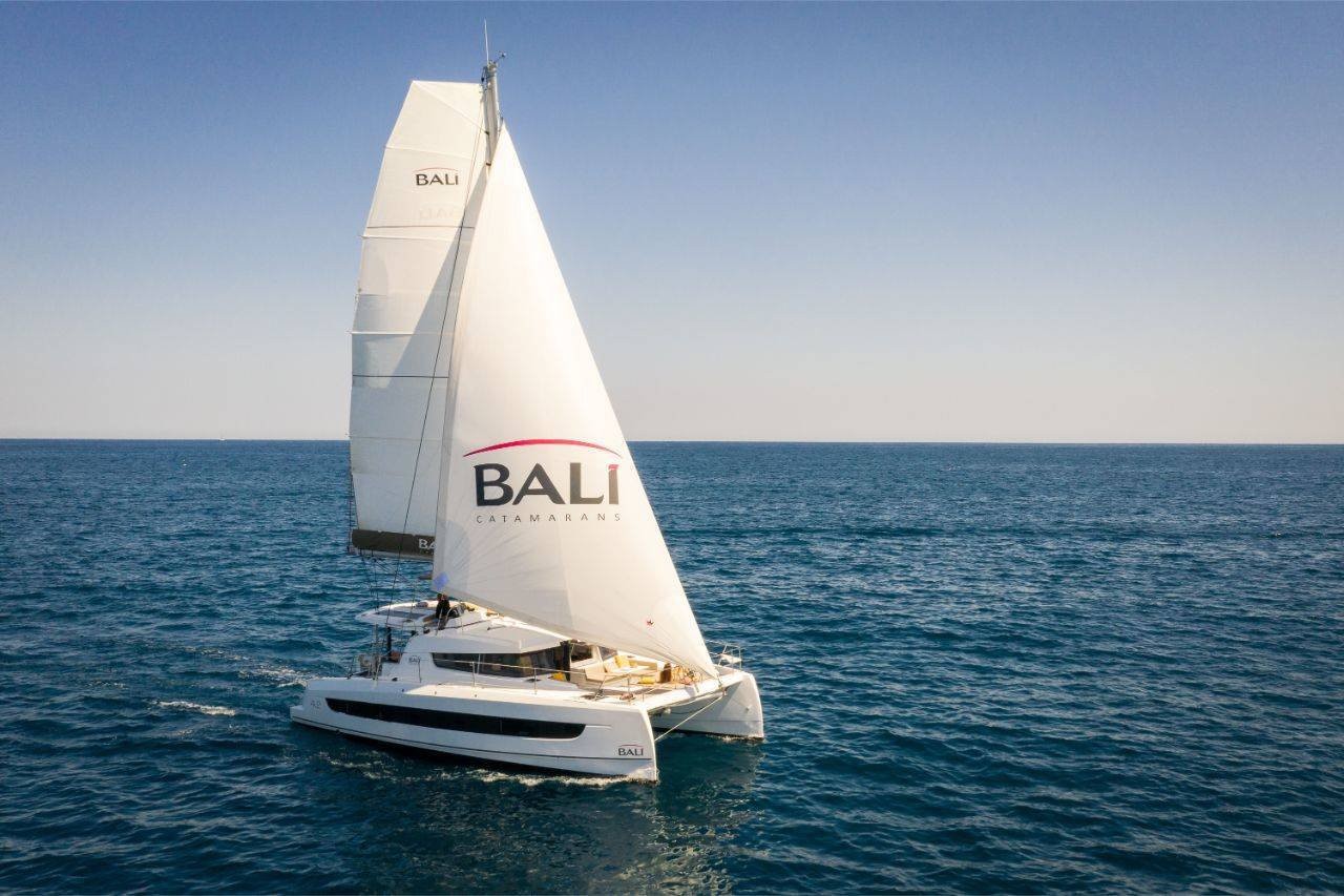 Bali 4.2, Gaming King | Yacht Charter Croatia