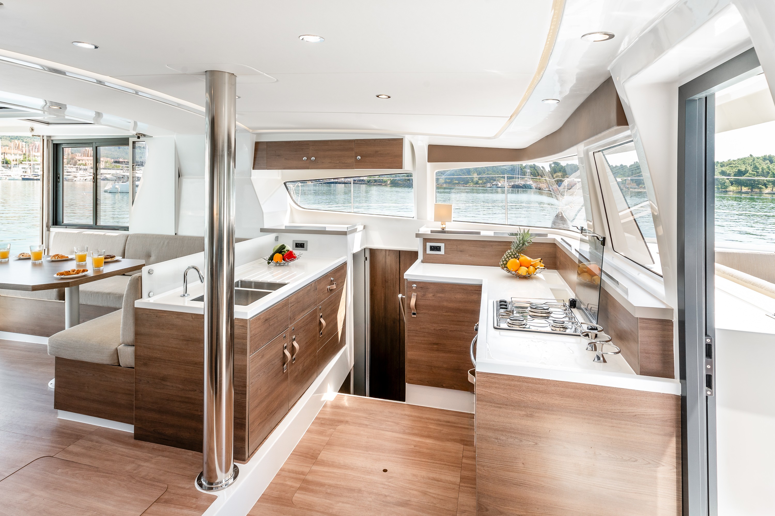Bali 4.2, Gaming King | Yacht Charter Croatia