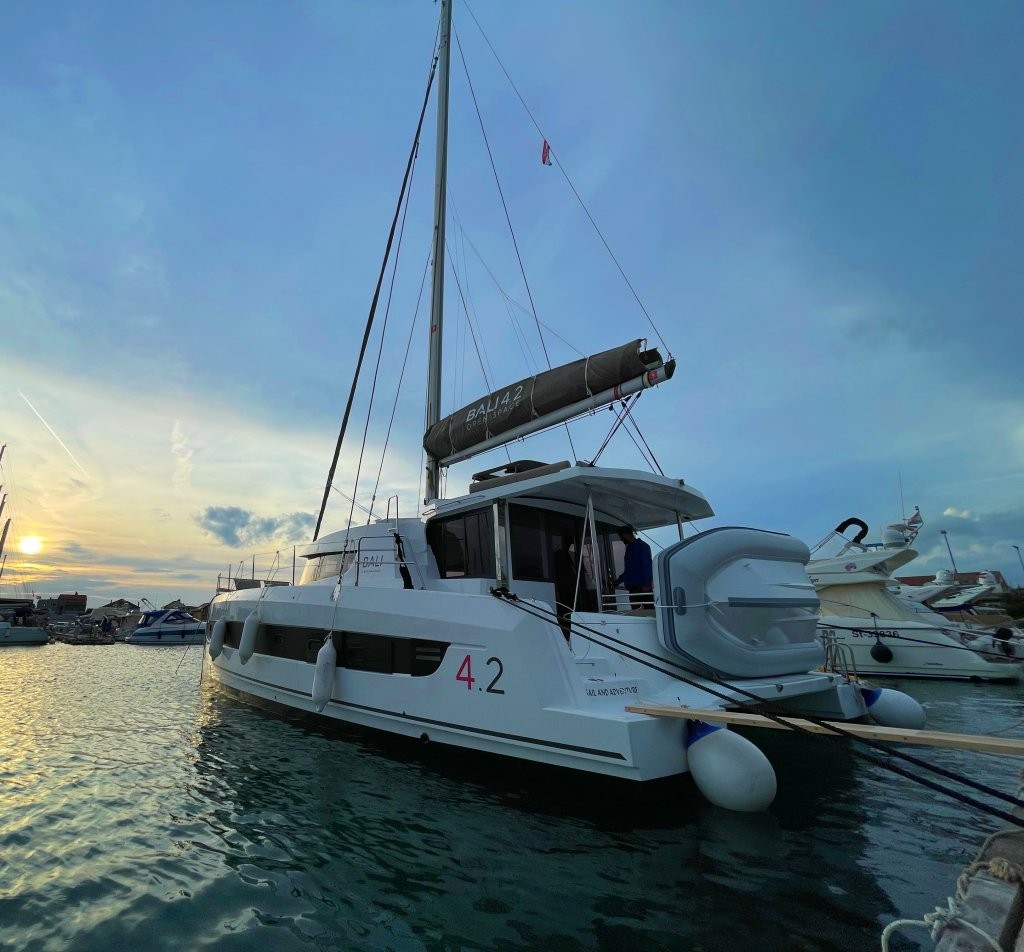 Bali 4.2, Sail and Adventure | Noleggio di Yacht Croazia