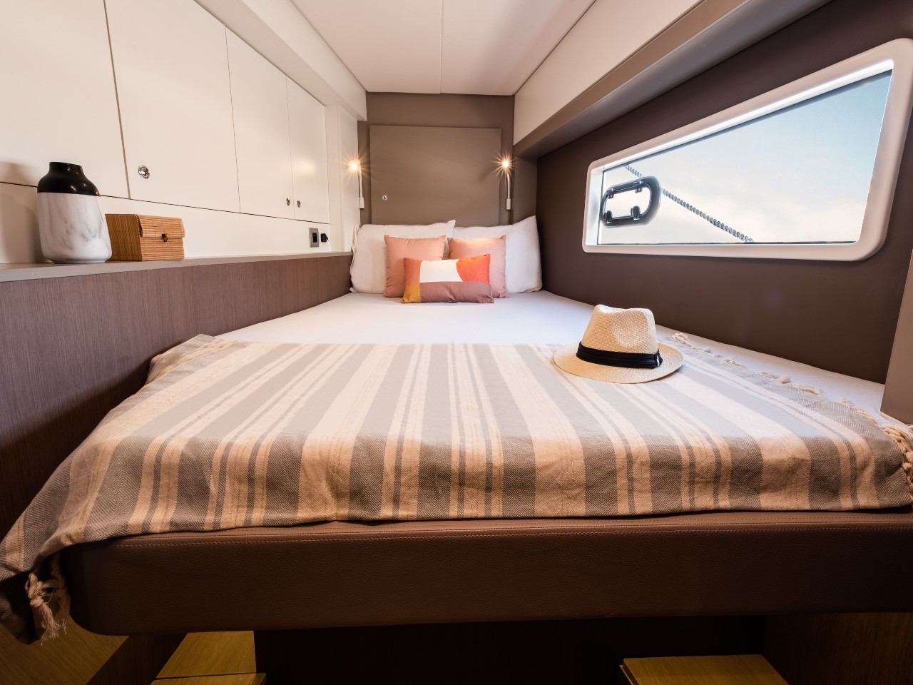 Bali 4.2, Agma | Yacht Charter Croatia